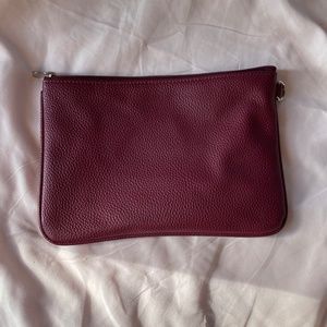 Jewell by Thirty-One | Rubie Mini Pebble Dark Red Pouch/Wristlet